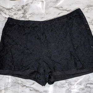Lacey Black Shorts